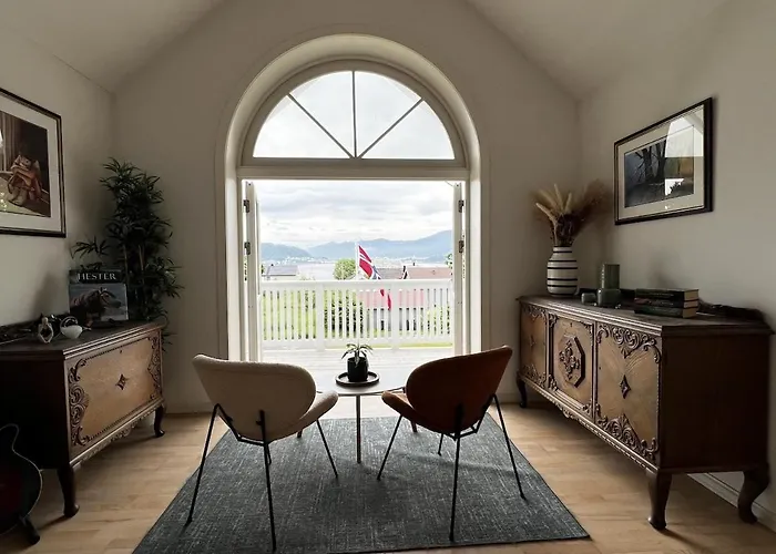 Nordic Retreat Willa Ålesund